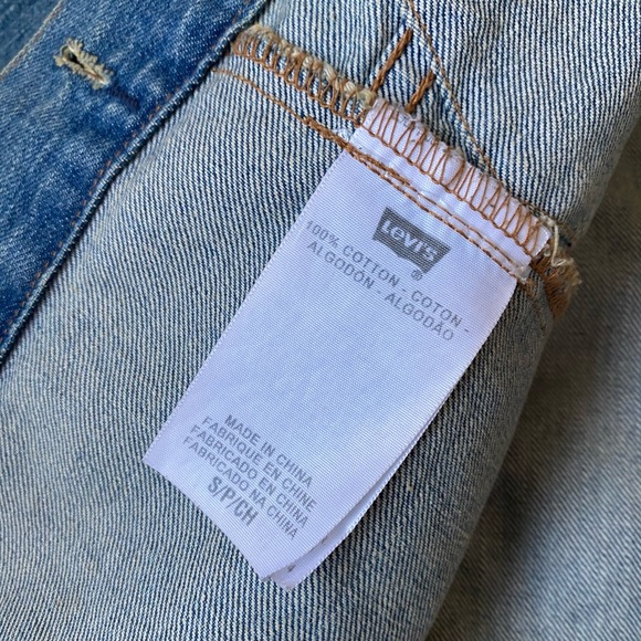 LEVI’S Denim Jacket - Picture 5 of 5